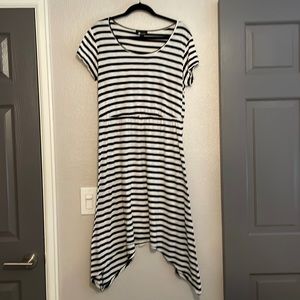 AB Studio XL Black White Striped Handkerchief Dress